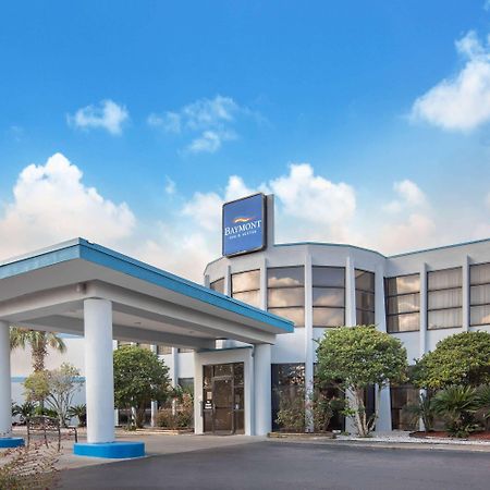 Baymont By Wyndham Laurel Hotel Екстериор снимка